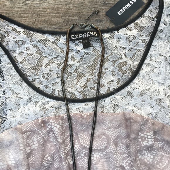 EXPRESS LIGHT MAUVE LACE PRINT MIDI DRESS - Picture 5 of 8